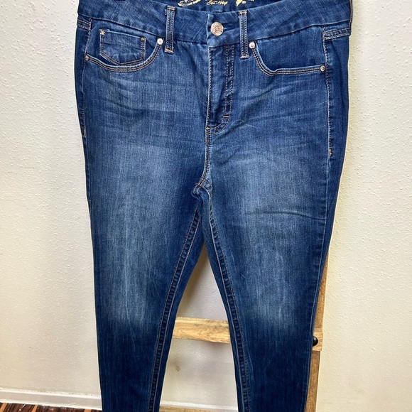 Seven7 Dark Blue Skinny Jeans - Picture 5 of 5